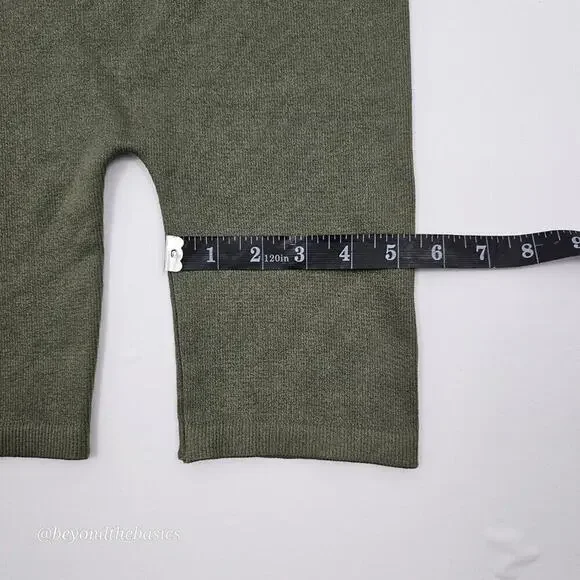 Bozzolo Women's Olive Green Ribbed Nylon Biker Shorts Size S/M - Picture 8 of 8